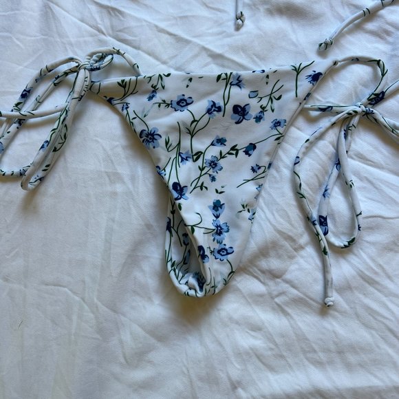 SOLD!! Sanori Swim Cheeky Bikini Set - Kaula White and Blue Flower Print, Small - Picture 5 of 11